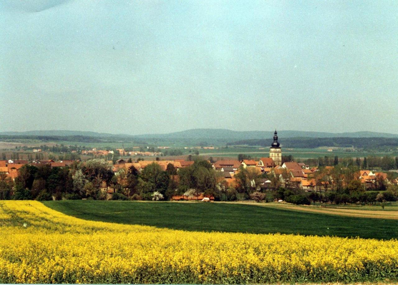 Landgasthof "Zur Linde" Irmelshausen Εξωτερικό φωτογραφία